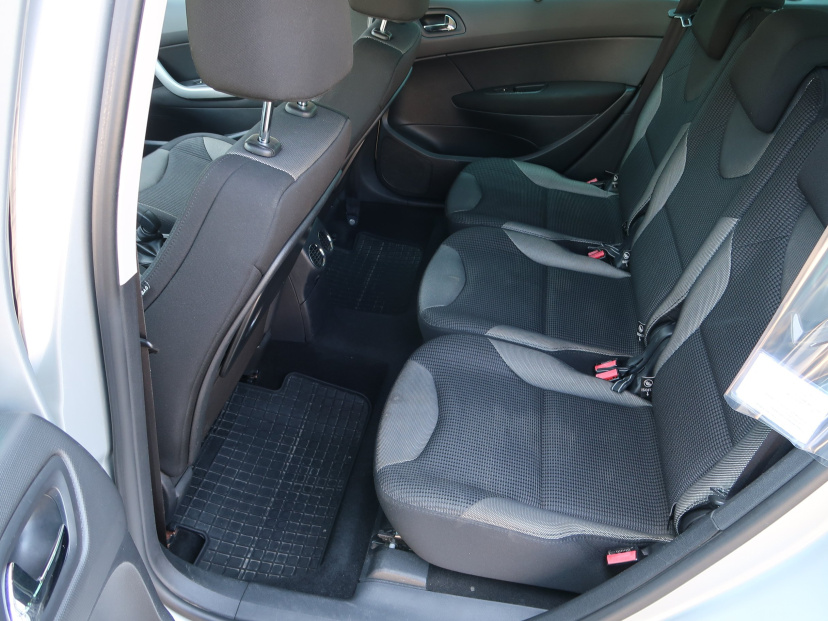 Peugeot 308, 2012