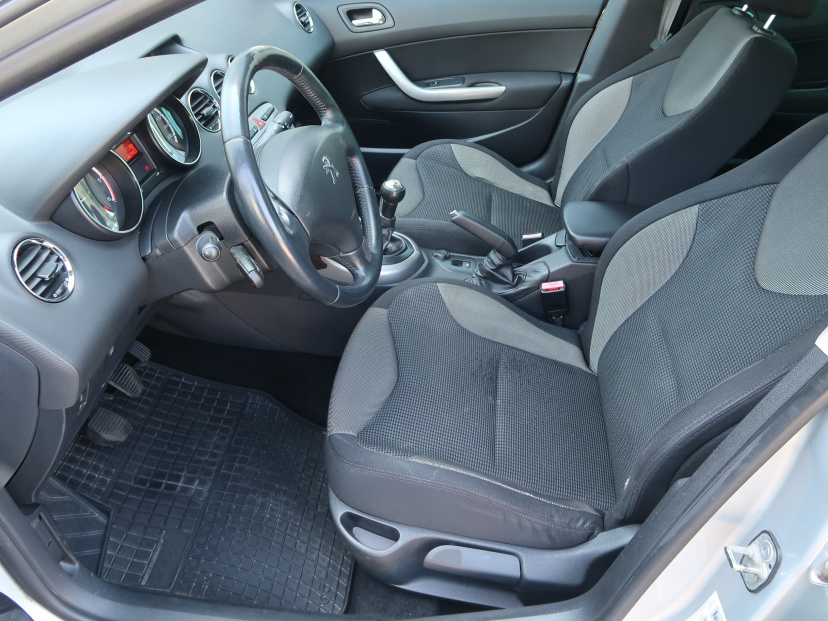 Peugeot 308, 2012