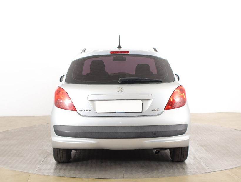 Peugeot 207, 2006
