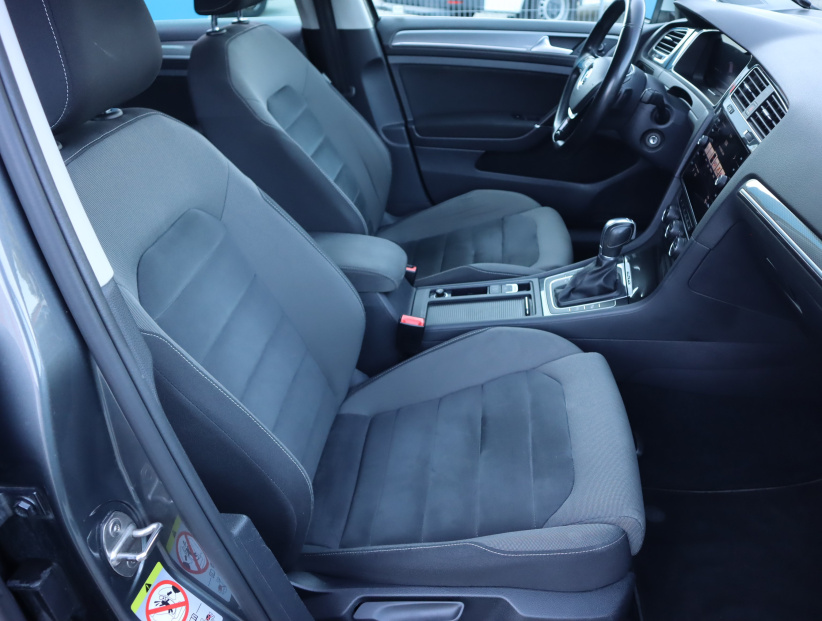 Volkswagen Golf, 2017