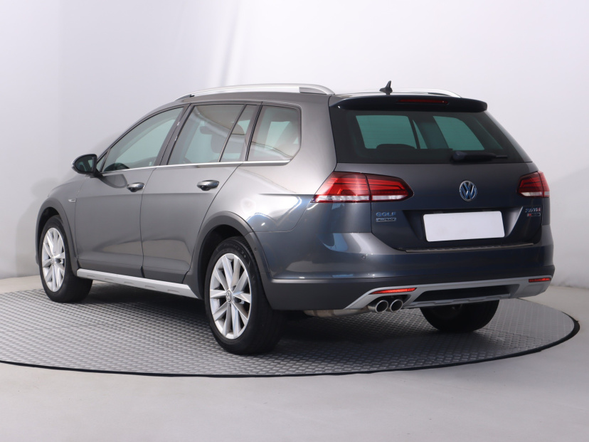 Volkswagen Golf, 2017