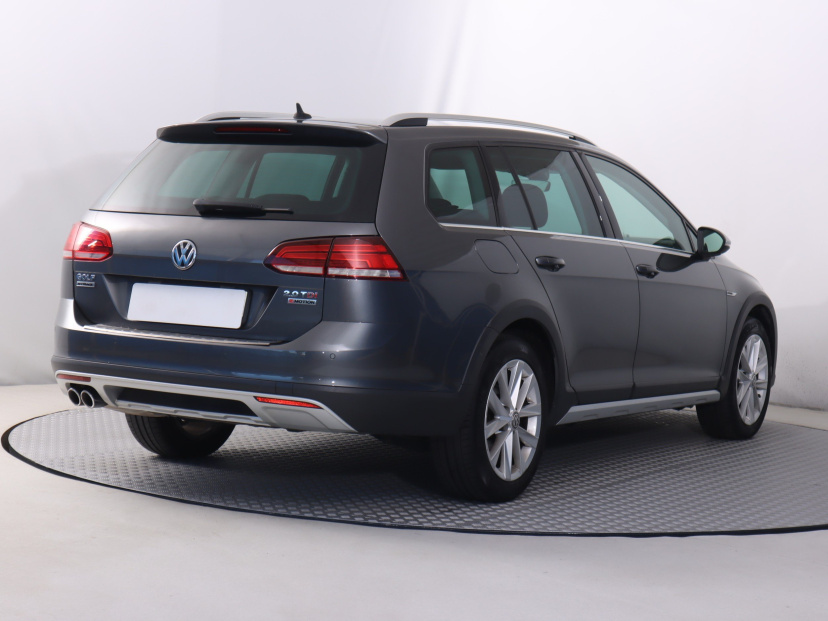 Volkswagen Golf, 2017