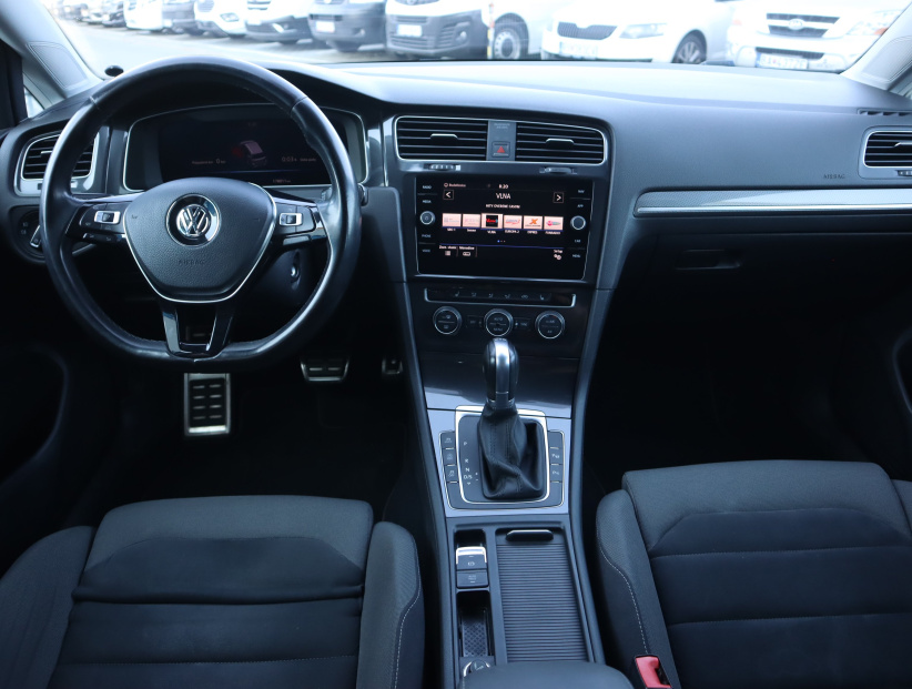 Volkswagen Golf, 2017