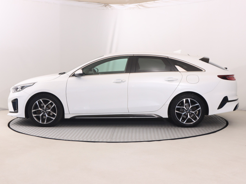 Kia ProCeed, 2021