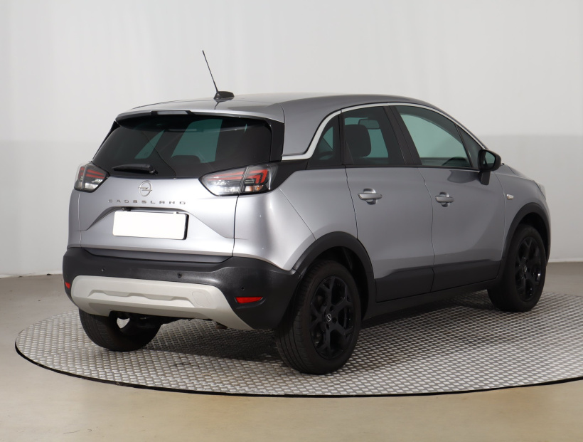 Opel Crossland, 2022