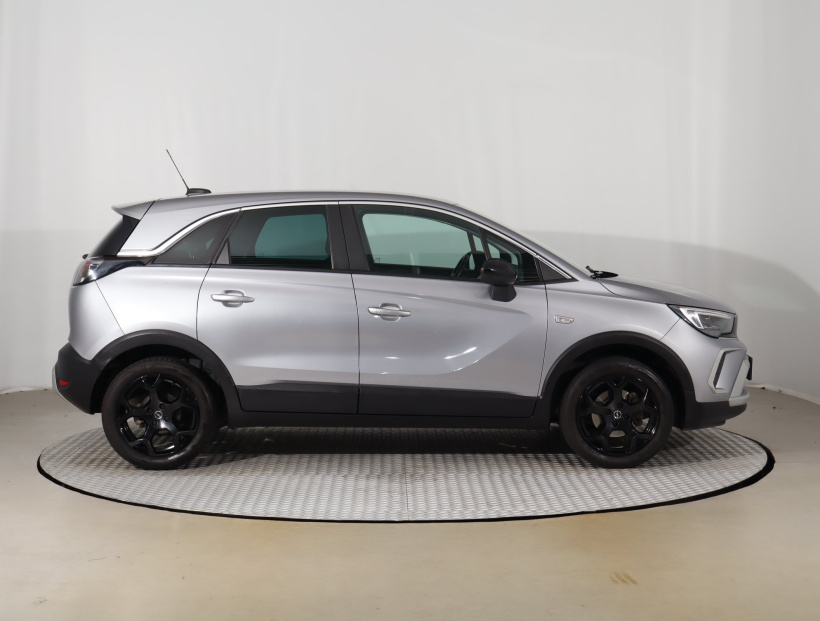 Opel Crossland, 2022