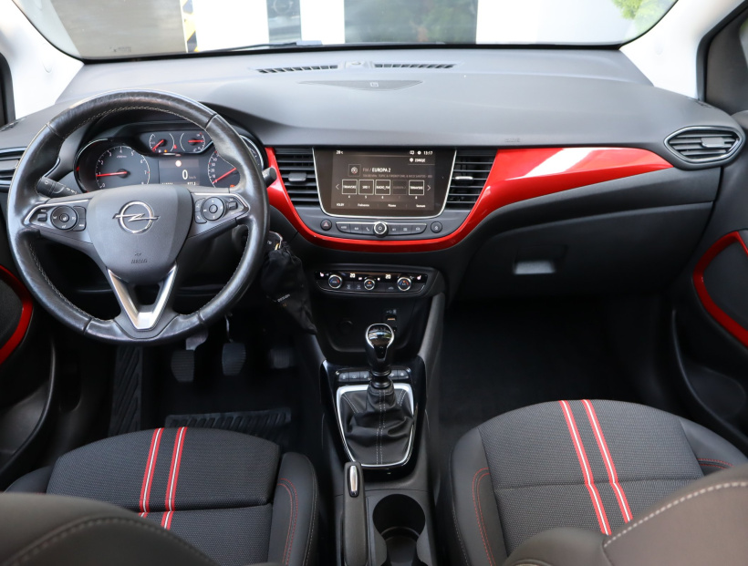 Opel Crossland, 2022