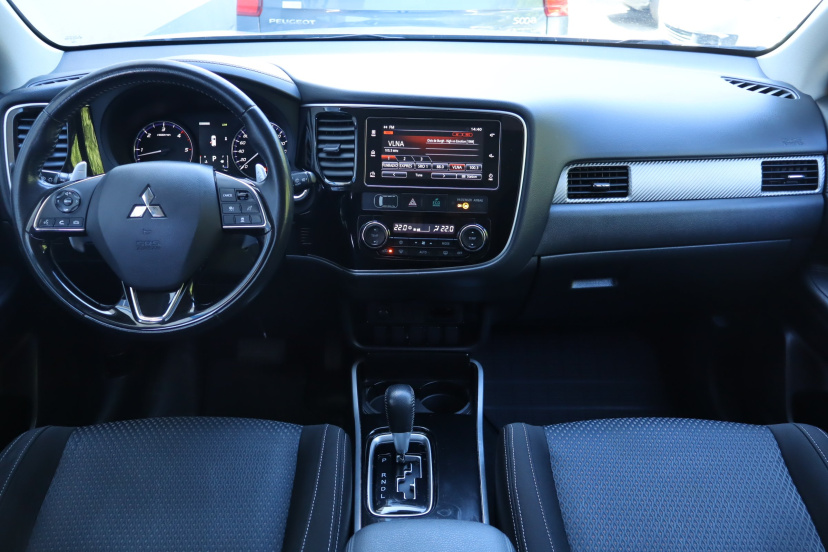 Mitsubishi Outlander, 2018