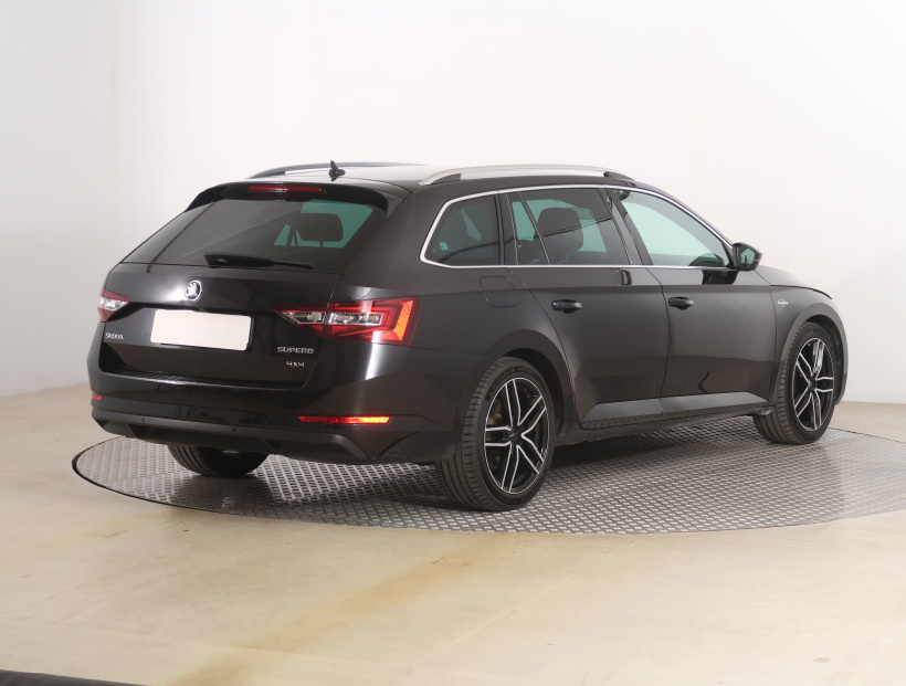 Škoda Superb, 2018