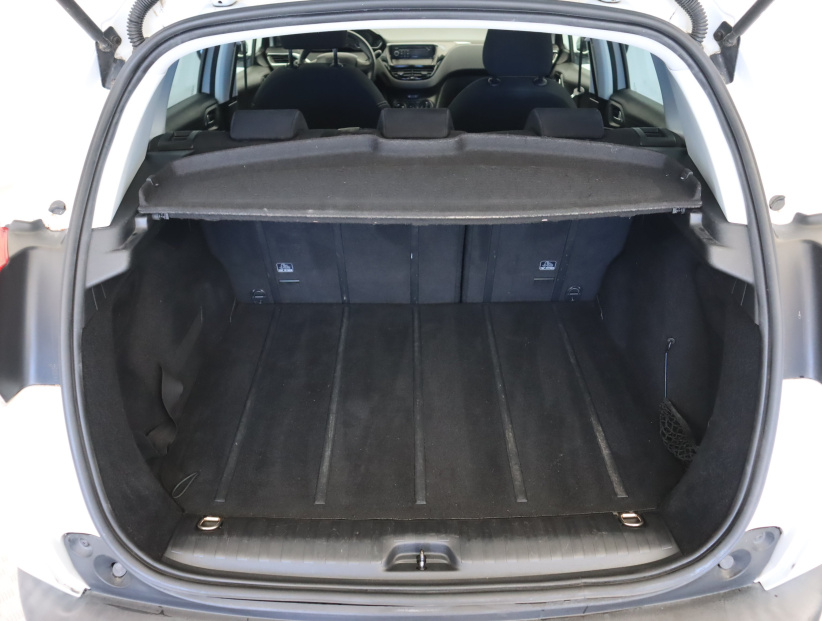 Peugeot 2008, 2013