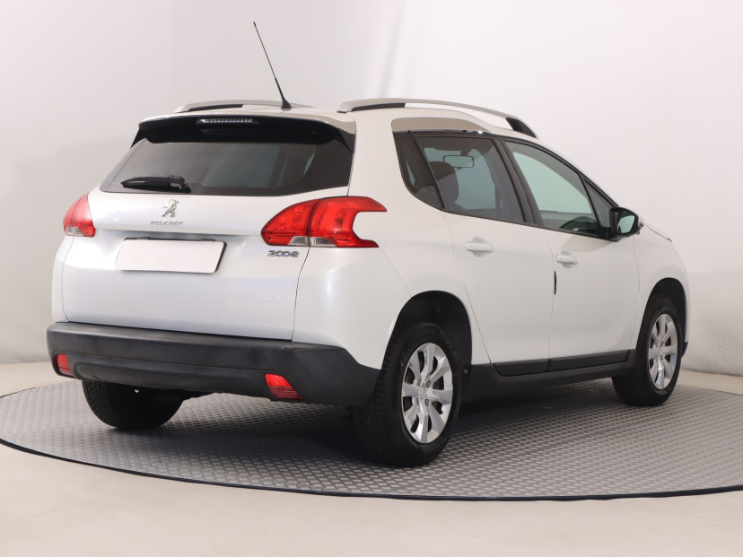 Peugeot 2008, 2013