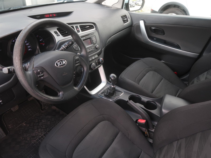 Kia Ceed, 2013