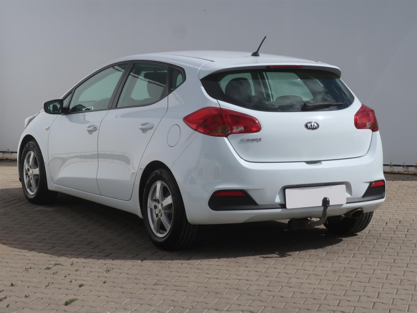 Kia Ceed, 2013