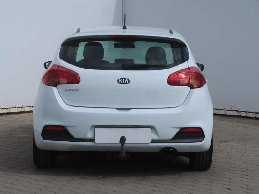 Kia Ceed, 2013