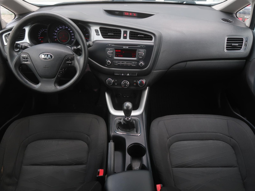 Kia Ceed, 2013