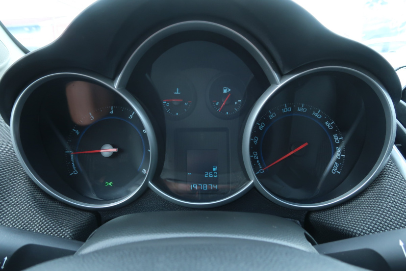 Chevrolet Cruze, 2012