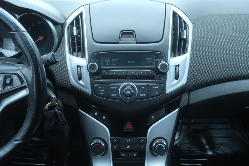 Chevrolet Cruze, 2012
