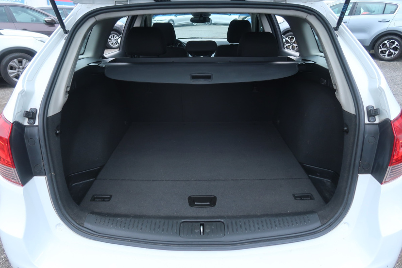 Chevrolet Cruze, 2012