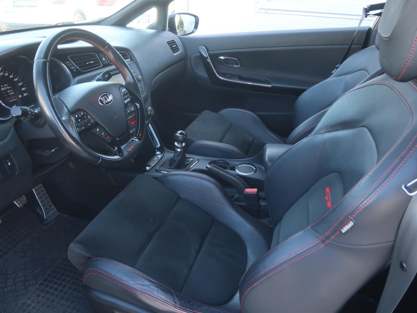 Kia ProCeed, 2013