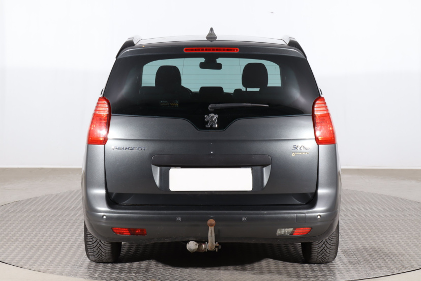 Peugeot 5008, 2014