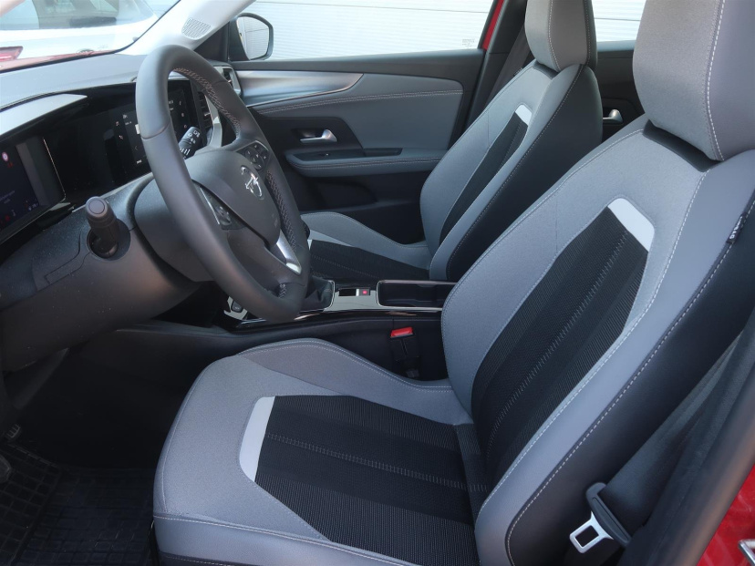 Opel Mokka, 2025