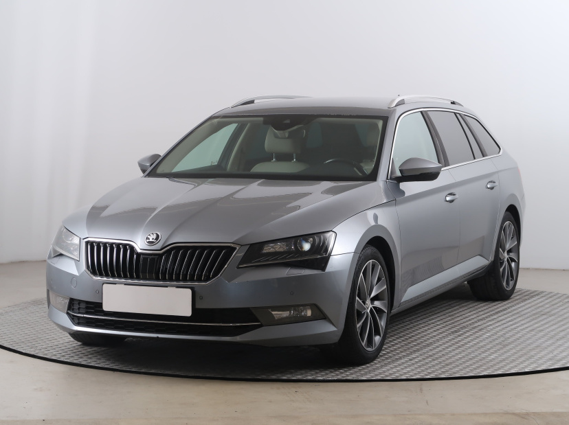 Škoda Superb, 2016