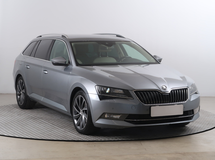 Škoda Superb, 2016