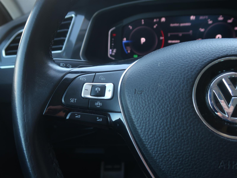 Volkswagen Tiguan, 2019