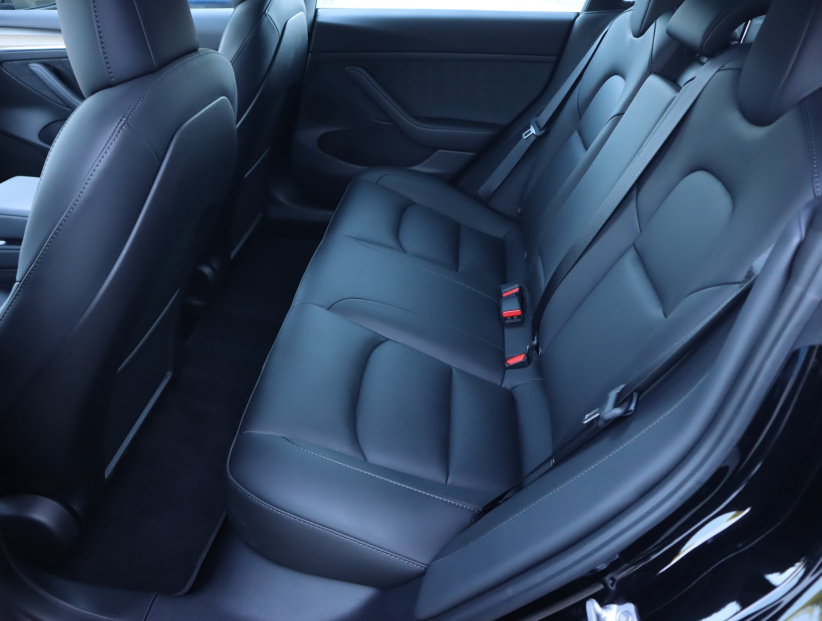 Tesla Model 3, 2023