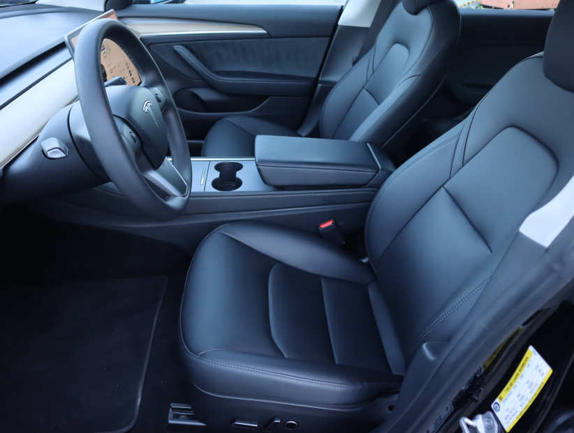 Tesla Model 3, 2023