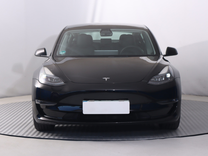 Tesla Model 3, 2023