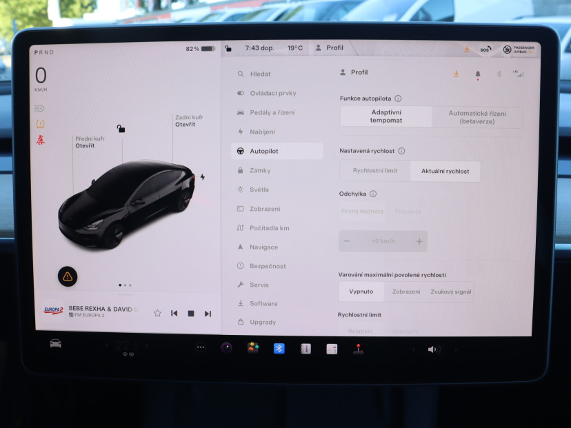 Tesla Model 3, 2023