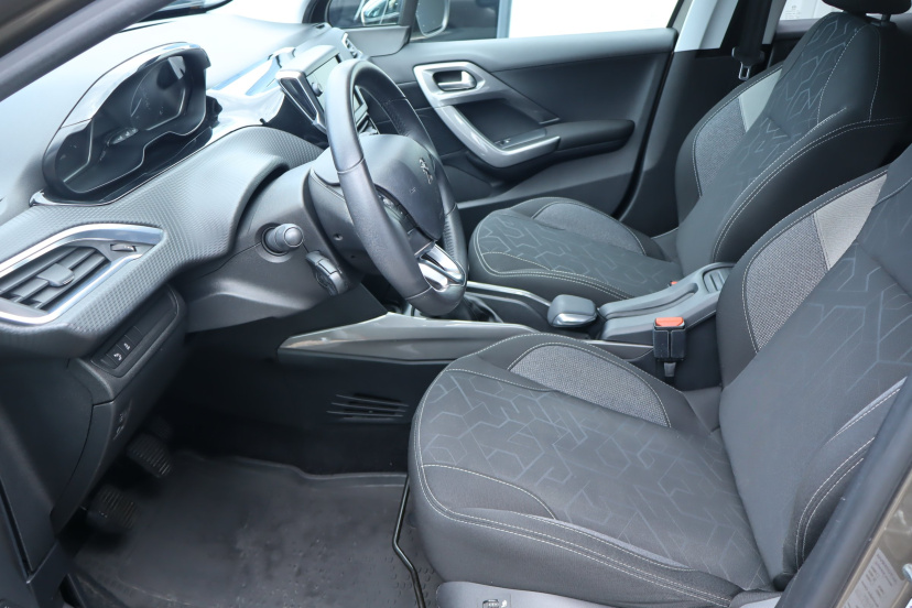 Peugeot 2008, 2017