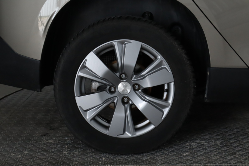 Peugeot 2008, 2017