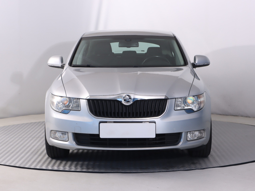 Škoda Superb, 2012