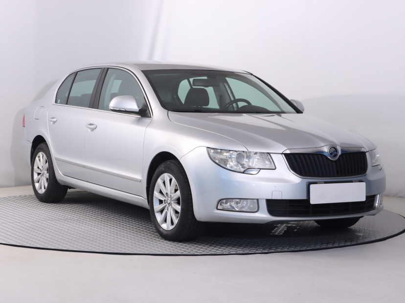 Škoda Superb, 2012