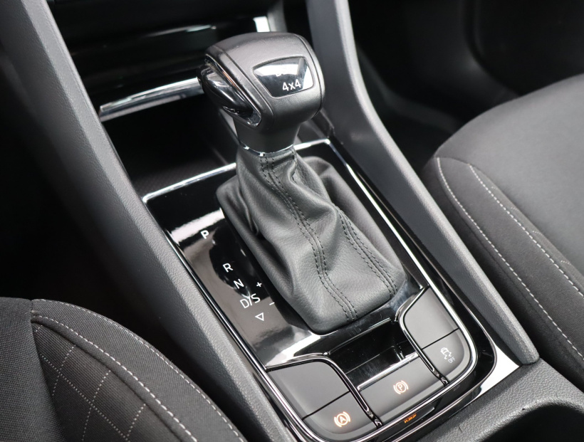 Škoda Karoq, 2021