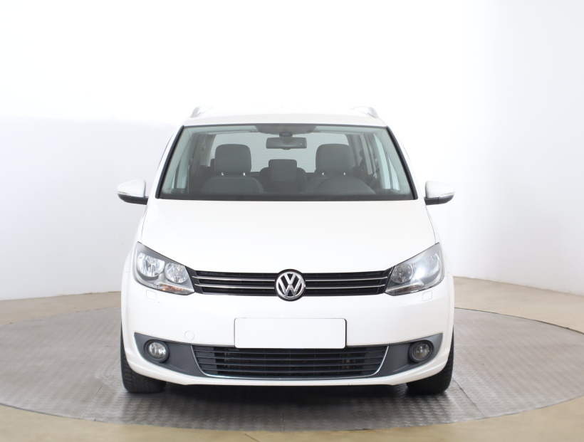 Volkswagen Touran, 2013