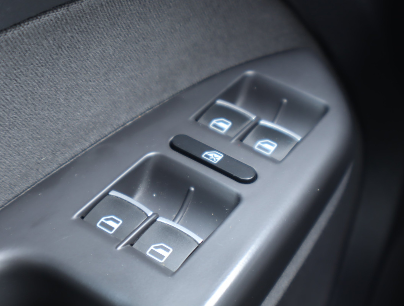 Volkswagen Touran, 2013