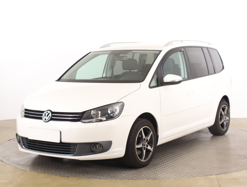 Volkswagen Touran, 2013