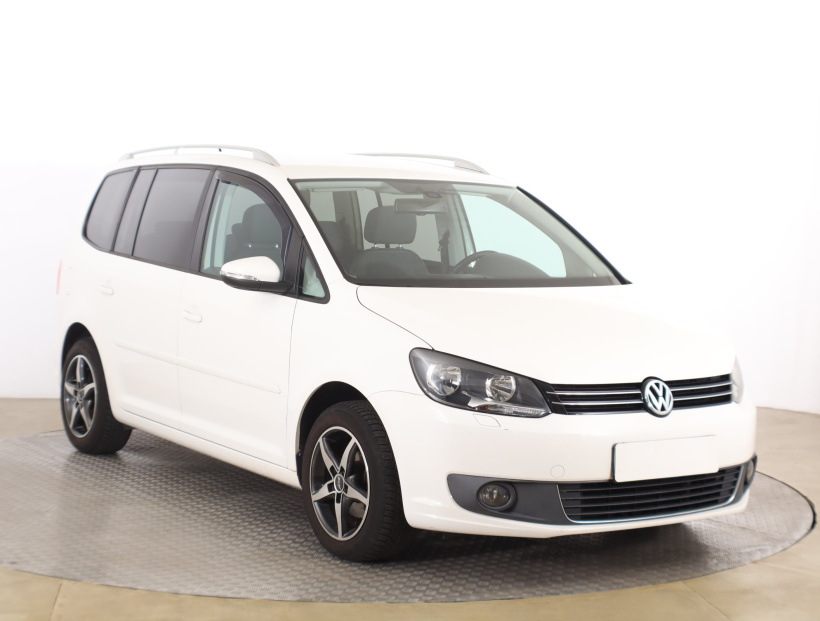 Volkswagen Touran, 2013