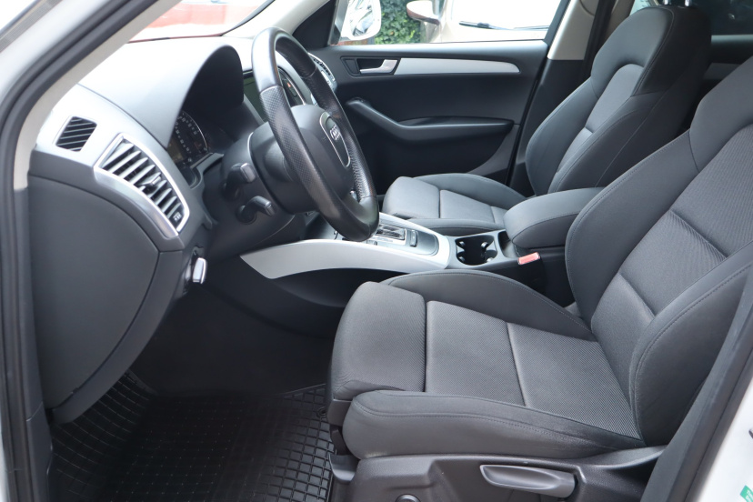 Audi Q5, 2011
