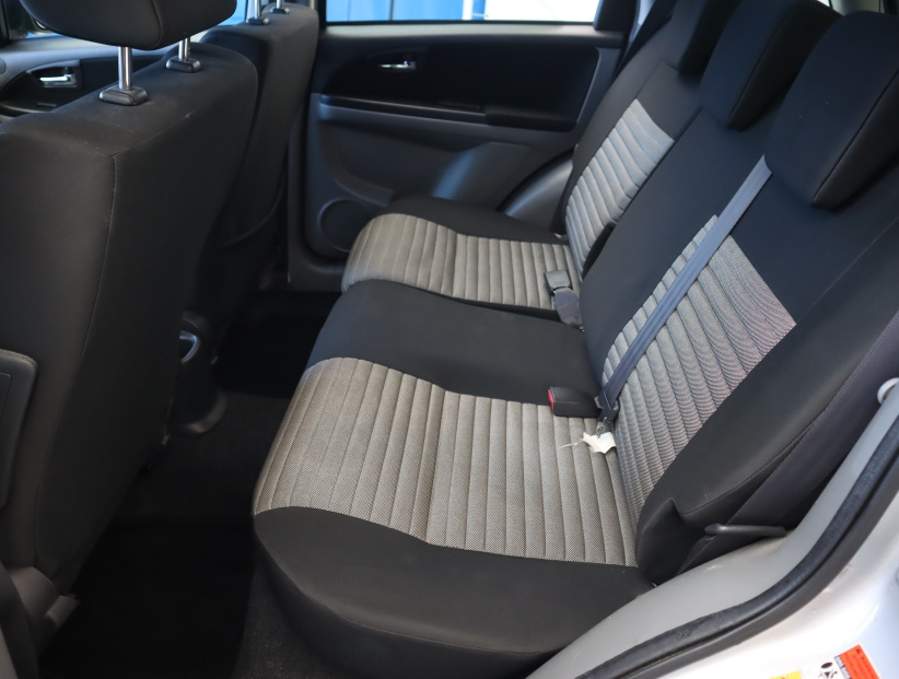 Suzuki SX4, 2010