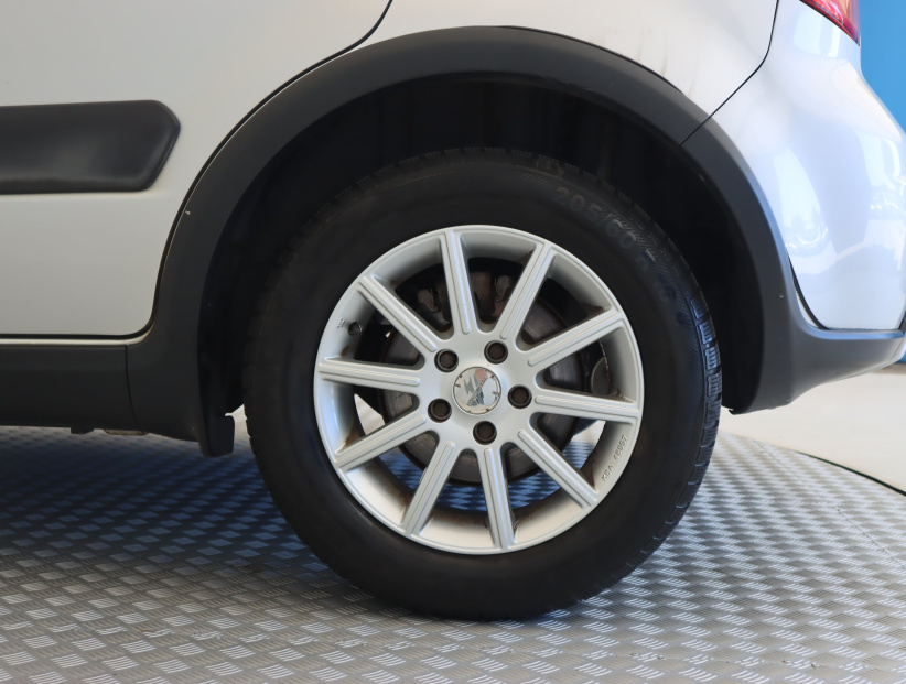Suzuki SX4, 2010