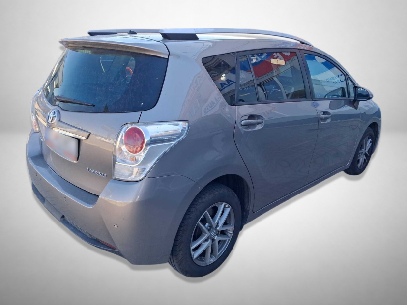 Toyota Verso, 2015