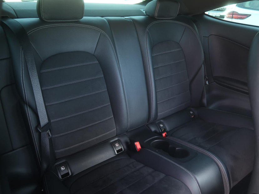 Mercedes-Benz C, 2016