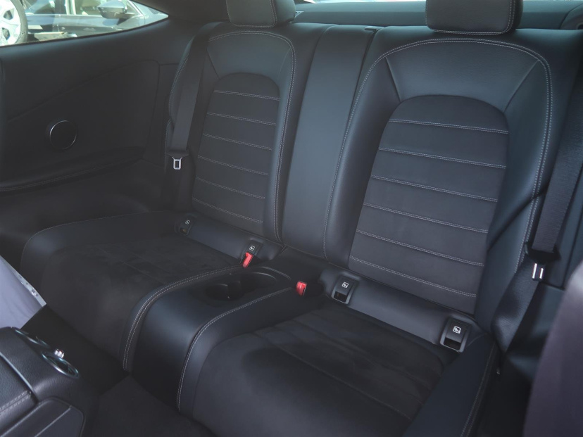 Mercedes-Benz C, 2016