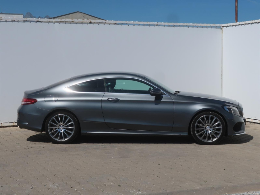 Mercedes-Benz C, 2016