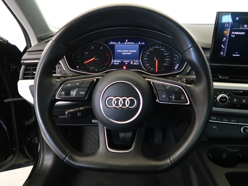 Audi A4, 2021