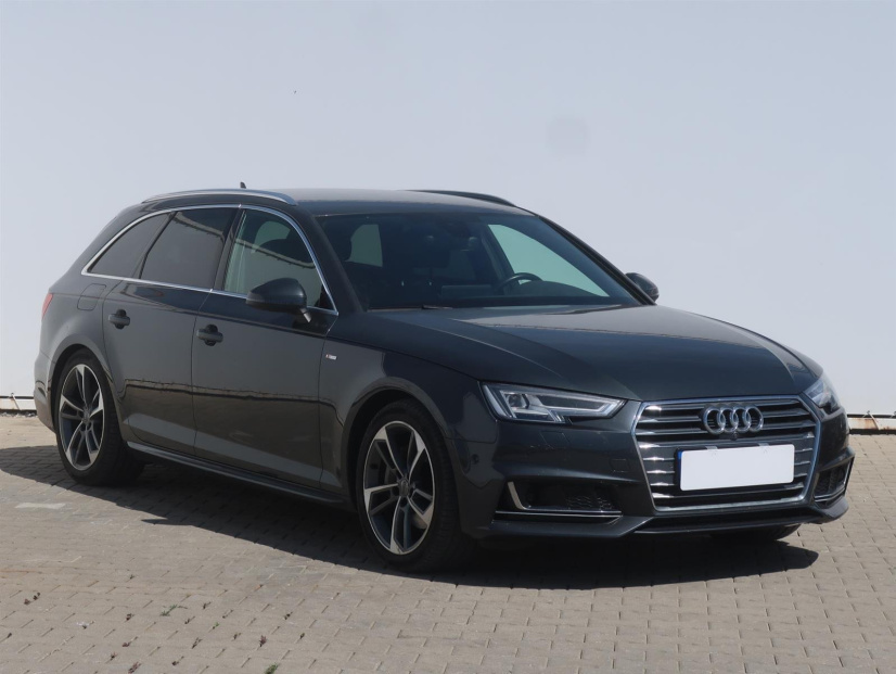 Audi A4, 2016